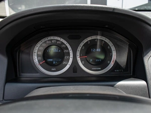 Внедорожник Volvo XC60 2010 года, 1220000 рублей, Краснодар
