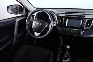 Внедорожник Toyota RAV4 2019 года, 2959000 рублей, Пермь