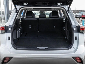 Внедорожник Toyota Highlander 2025 года, 5678000 рублей, Краснодар