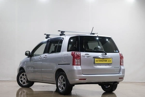 Минивэн Toyota Raum 2010 года, 829000 рублей, Новокузнецк