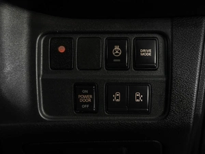 Минивэн Nissan Serena 2018 года, 2070000 рублей, Тюмень