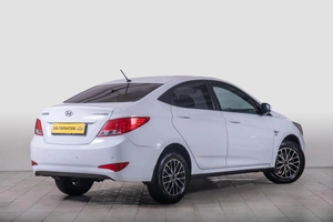 Седан Hyundai Solaris 2015 года, 1099000 рублей, Томск