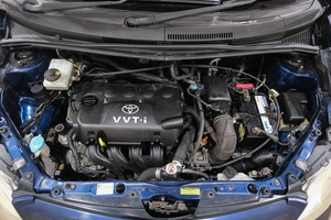Хетчбэк Toyota Ist 2005 года, 499000 рублей, Новокузнецк