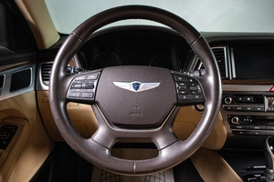 Седан Hyundai Genesis 2015 года, 2589000 рублей, Сургут