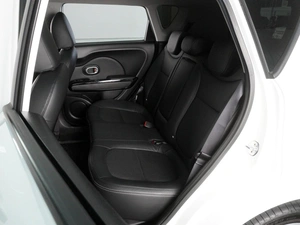 Внедорожник Kia Soul 2017 года, 1888000 рублей, Красный Пахарь