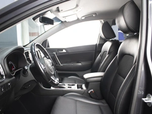 Внедорожник Kia Sportage 2018 года, 2070444 рублей, Омск