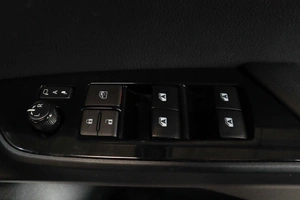 Лифтбек Toyota Prius 2017 года, 1429000 рублей, Челябинск