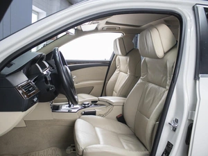 Седан BMW 5 серия 2008 года, 1670000 рублей, Омск