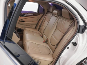 Седан Jaguar XJ 2009 года, 1849985 рублей, Москва