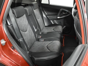 Внедорожник Toyota RAV4 2012 года, 1249900 рублей, Казань
