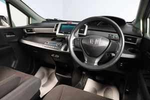 Минивэн Honda Freed 2015 года, 1179000 рублей, Новосибирск