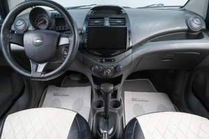 Хетчбэк Chevrolet Spark 2012 года, 669000 рублей, Челябинск