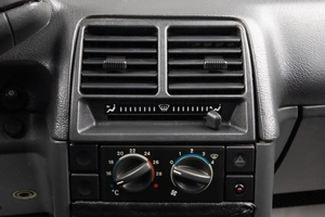 Хетчбэк ВАЗ (LADA) 2112 2005 года, 219000 рублей, Оренбург