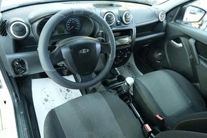 Лифтбек ВАЗ (LADA) Granta 2014 года, 399000 рублей, Омск