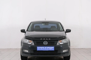 Седан Volkswagen Polo 2016 года, 1099000 рублей, Красноярск