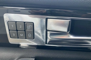 Внедорожник Land Rover Discovery 2012 года, 1596500 рублей, Красноярск