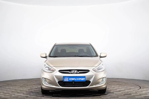 Седан Hyundai Solaris 2013 года, 579000 рублей, Пермь