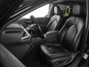 Седан Toyota Camry 2019 года, 2699000 рублей, Тюмень