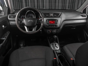 Седан Kia Rio 2014 года, 939000 рублей, Тюмень