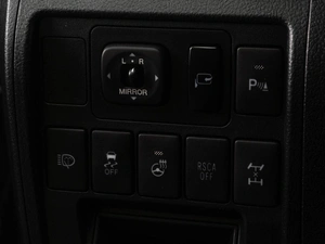 Внедорожник Toyota Land Cruiser 2012 года, 2949000 рублей, Тюмень