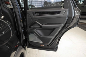 Внедорожник Porsche Cayenne Coupe 2025 года, 29685943 рублей, Москва