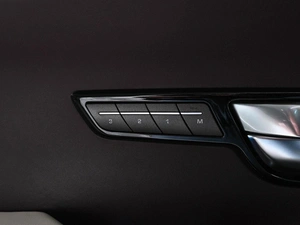 Внедорожник Land Rover Range Rover Evoque 2011 года, 1789000 рублей, Ростов-на-Дону