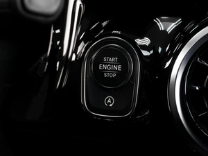 Хетчбэк Mercedes-benz B-класс 2019 года, 2359000 рублей, Тюмень