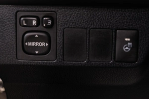 Внедорожник Toyota RAV4 2016 года, 2249000 рублей, Новокузнецк