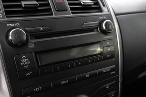 Седан Toyota Corolla 2011 года, 1089000 рублей, Красноярск