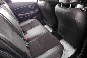 Хетчбэк Toyota Vitz 2019 года, 1419000 рублей, Тюмень