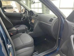 Внедорожник Skoda Yeti 2012 года, 1230000 рублей, Смоленск