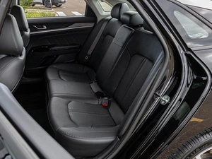 Седан Kia K5 2024 года, 4150000 рублей, Краснодар