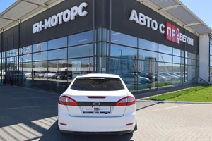 Седан Ford Mondeo 2008 года, 800000 рублей, Мирное