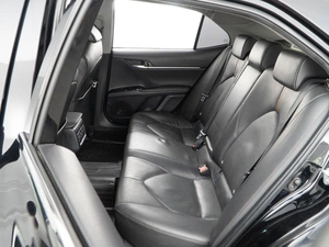 Седан Toyota Camry 2018 года, 2937444 рублей, Москва