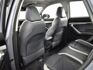 Внедорожник Geely Atlas 2023 года, 2693100 рублей, Казань