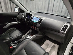 Внедорожник Peugeot 4007 2011 года, 1050000 рублей, Красноярск
