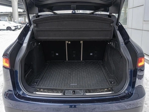 Внедорожник Jaguar F-Pace 2018 года, 3399000 рублей, Санкт-Петербург