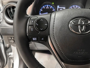 Внедорожник Toyota RAV4 2016 года, 2690000 рублей, Красноярск