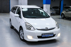 Минивэн Toyota Wish 2006 года, 958000 рублей, Солонцы