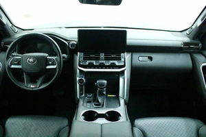 Внедорожник Toyota Land Cruiser 2021 года, 14495000 рублей, Красноярск