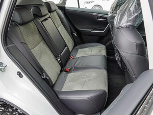 Внедорожник Toyota RAV4 2025 года, 4298000 рублей, Краснодар