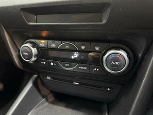 Хетчбэк Mazda Axela 2014 года, 1035000 рублей, Красноярск