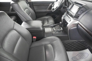 Внедорожник Toyota Land Cruiser 2009 года, 3449000 рублей, Кемерово