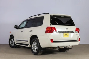 Внедорожник Toyota Land Cruiser 2013 года, 4199000 рублей, Новосибирск