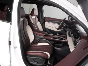 Внедорожник Geely Monjaro 2024 года, 3498000 рублей, Красный Пахарь