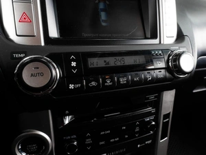 Внедорожник Toyota Land Cruiser Prado 2010 года, 3049000 рублей, Тюмень