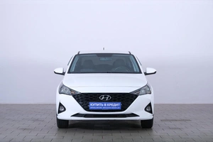 Седан Hyundai Solaris 2021 года, 1739000 рублей, Омск