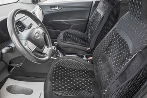 Седан Hyundai Solaris 2017 года, 989000 рублей, Барнаул