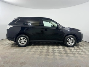 Внедорожник Mitsubishi Outlander 2012 года, 1317100 рублей, Казань