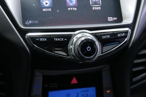 Седан Hyundai Avante 2011 года, 998000 рублей, Солонцы